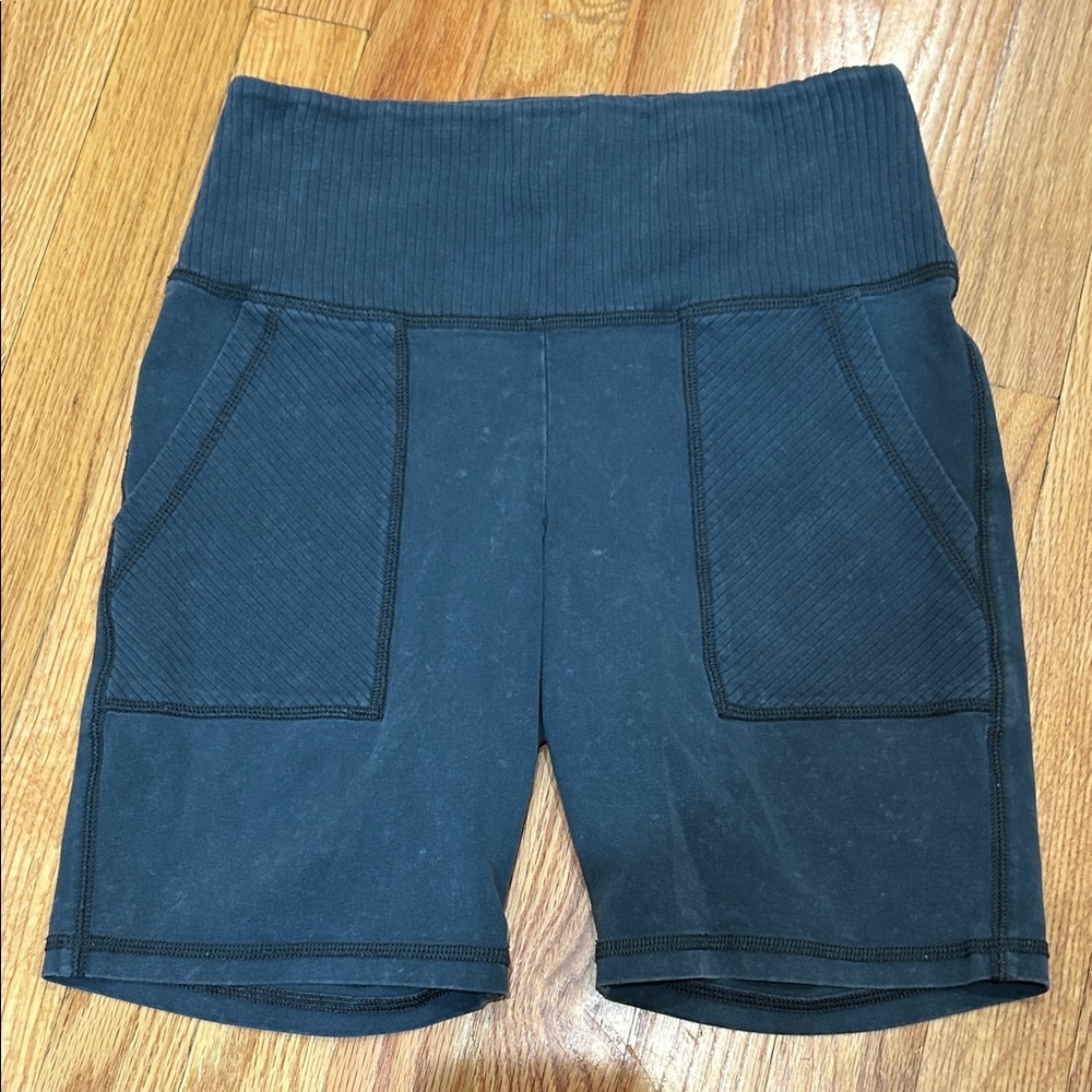 OFFLINE BY AERIE shorts